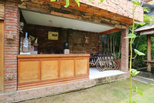 Hotel Pondok Jempiring Kuta Bali