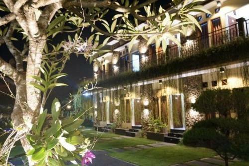 Hotel Pondok Jempiring Kuta Bali