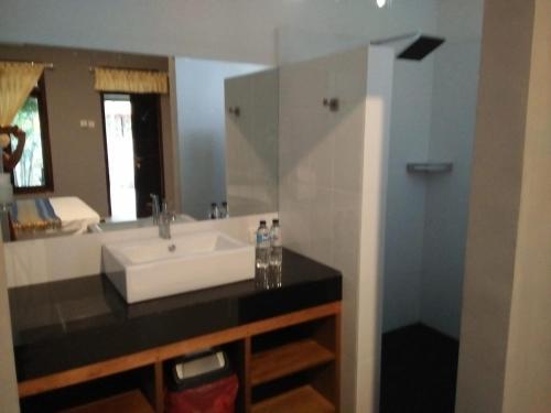 Bed & Breakfast Qurnia Homestay