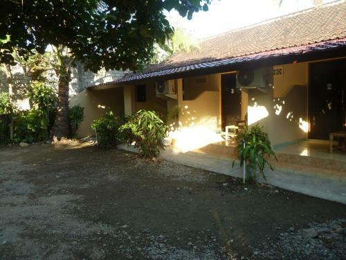 Bed & Breakfast Dewi Homestay