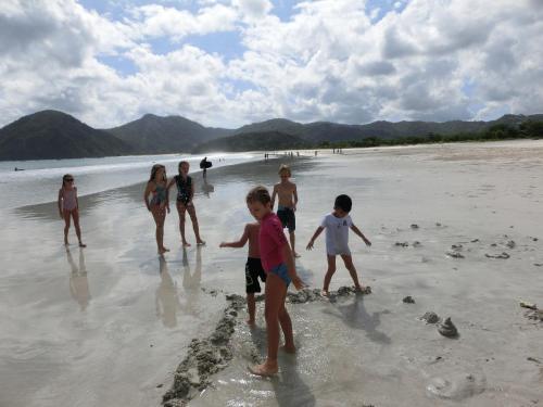 Lombok Holiday Hotel