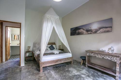 Hotel Mana Retreat