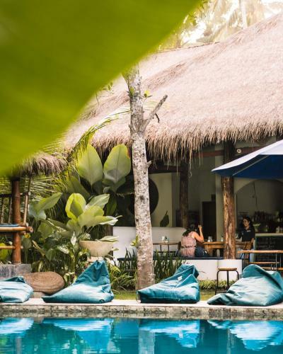 Hotel Mana Retreat