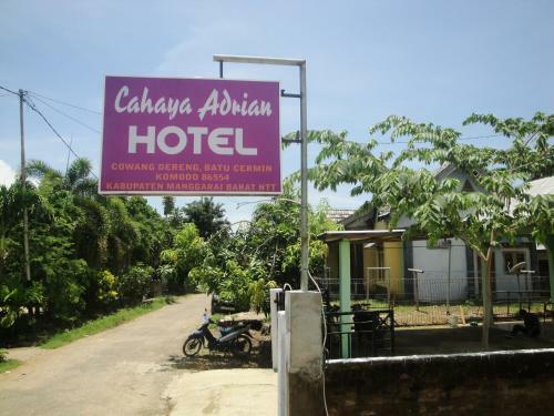 Hostal Cahaya Adrian Hotel