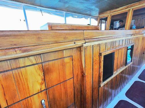 Vini Liveaboard