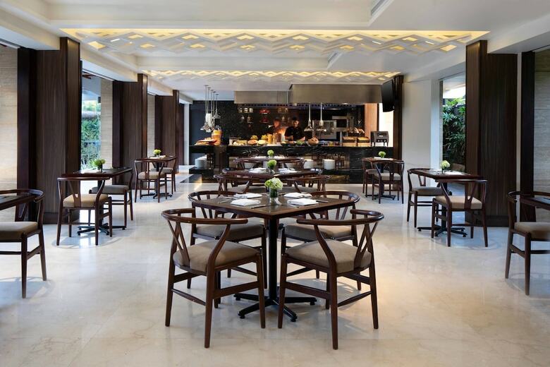 Hotel Fairfield By Marriott Bali Legian