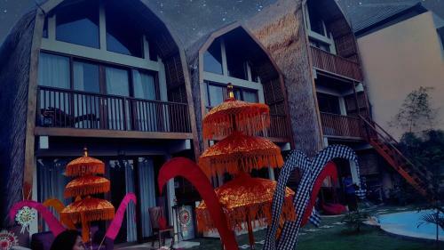 Wooden Luxury Villa