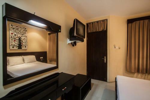 Hostal Sri Ratu Hotel