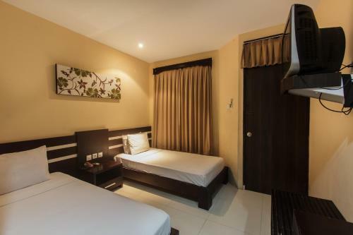Hostal Sri Ratu Hotel