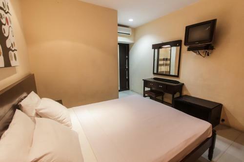 Hostal Sri Ratu Hotel