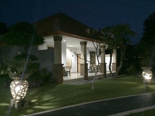 Hotel Agung Cottages