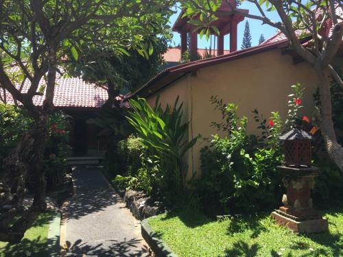 Hotel Agung Cottages