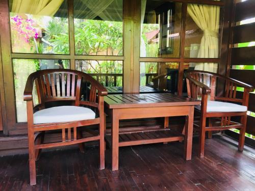 Hostal Sea Breeze Lovina
