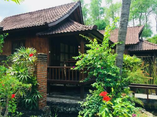 Hostal Sea Breeze Lovina