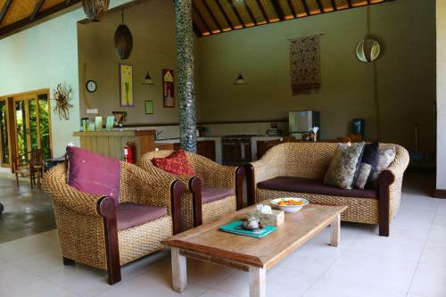 Villa Penyu Lovina Beach