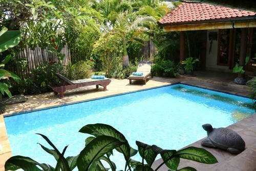 Villa Penyu Lovina Beach