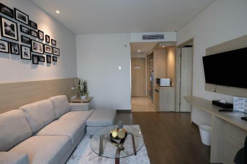 Hotel Ayola Lippo Cikarang
