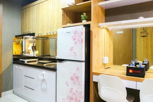 Modern & City View Studio The Oasis Apartment By Travelio
