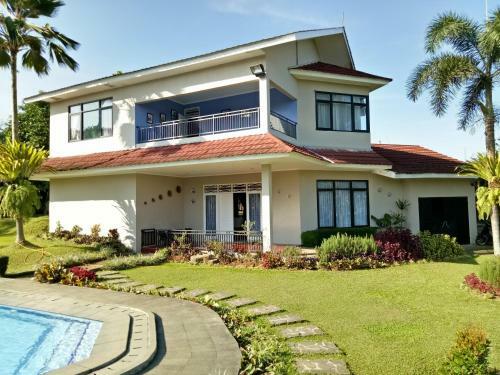 Villa Anni'mah Tapos