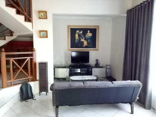 Villa Anni'mah Tapos