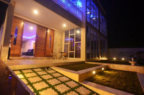 Villa Lexus 4