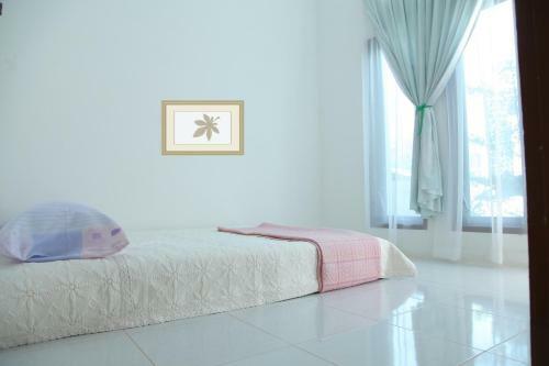 Hostal Ratna Maya Sari Cottage Bukittinggi