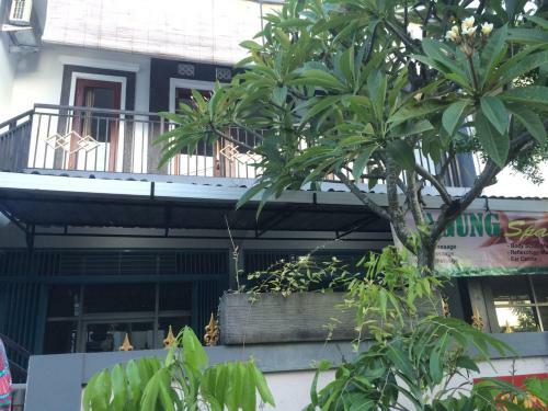 Hostal Meryta Guesthouse 1