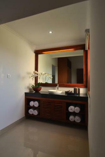 Canggu Villa Wakay By Maha Bali