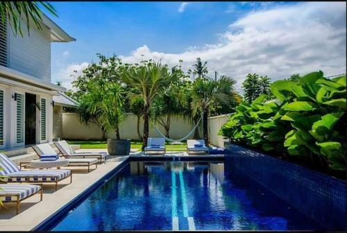 Canggu Beach Break Villa