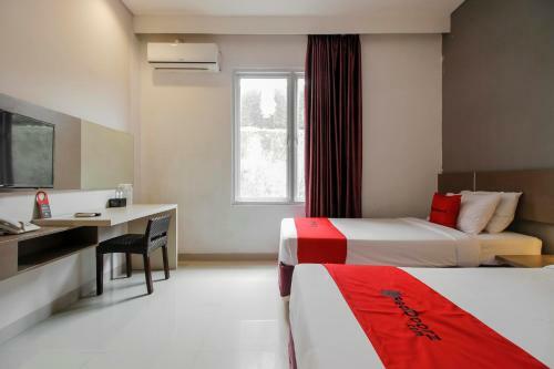 Hotel Reddoorz Near Gua Sunyaragi