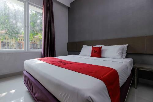 Hotel Reddoorz Near Gua Sunyaragi