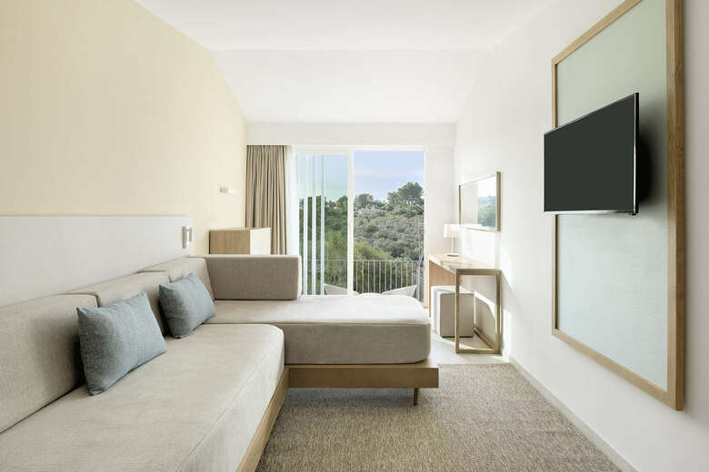 Hotel Iberostar Waves Cala Domingos