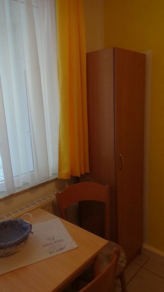 Hostal Pension D�nenhaus