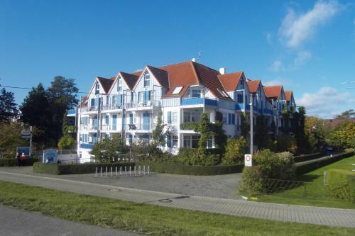 Apartamento Appartementhaus Boddenblick "m�we"