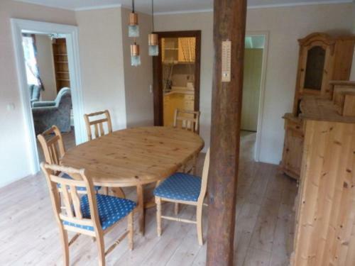 Apartamento Fewo-landhaus-zinnowitz