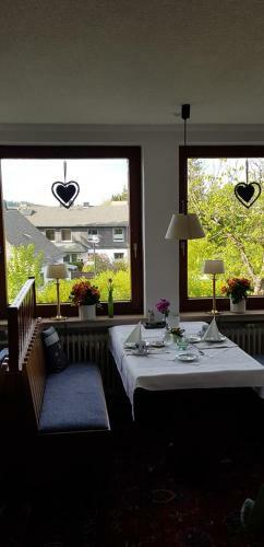 Hostal Pension Hubertus