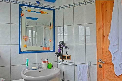 Apartamento Ferienwohnung M�we In Hooksiel - [#94330]