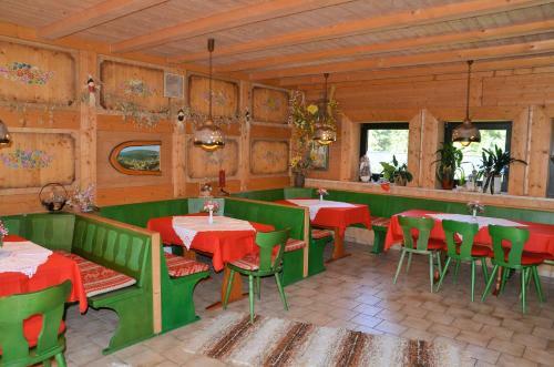 Hostal Pension Mausbachtal