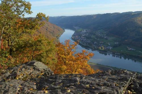 Hostal Pension Zum Ebenstein Am Donausteig