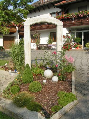 Hostal Pension Zum Ebenstein Am Donausteig