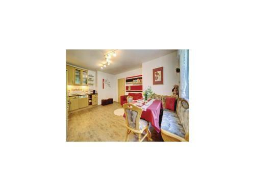 Two-bedroom Apartment In Untergriesbach