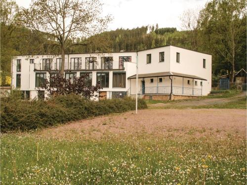 Studio Apartment In Unterwellenborn
