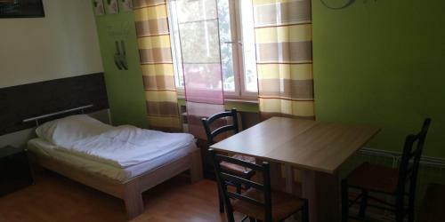Ab Apartment 19