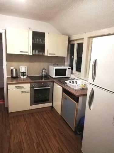 Hostal Zimmervermietung Stuttgart Obert�rkheim