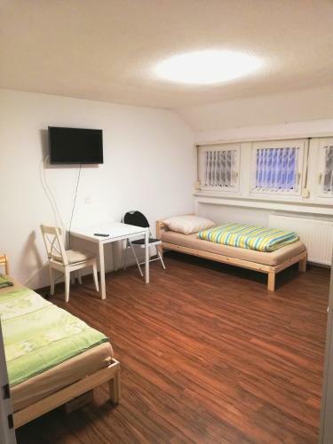 Hostal Zimmervermietung Stuttgart Obert�rkheim