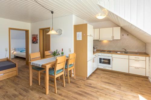 Apartamento Ferienwohnung Baur