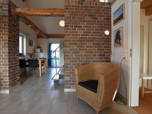 Landhaus Mit S�dterrasse Am Teich