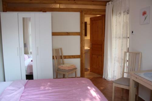 Hostal Hotel-pension "altjessen 57"
