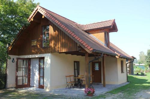 Hostal Hotel-pension "altjessen 57"