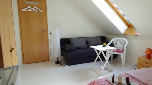 Hostal Hotel-pension "altjessen 57"